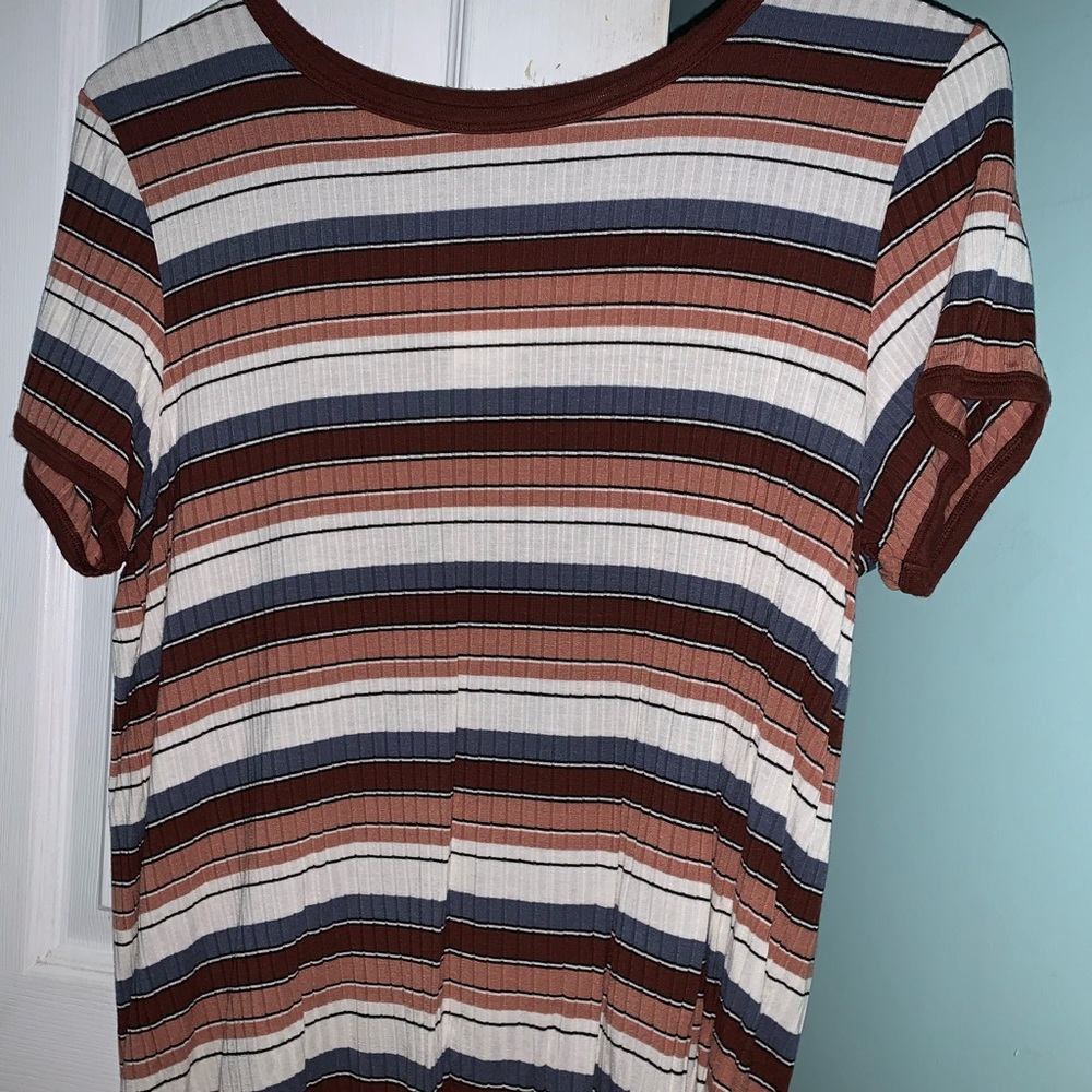 American Eagle shirt